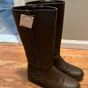 Girls’ tall boots